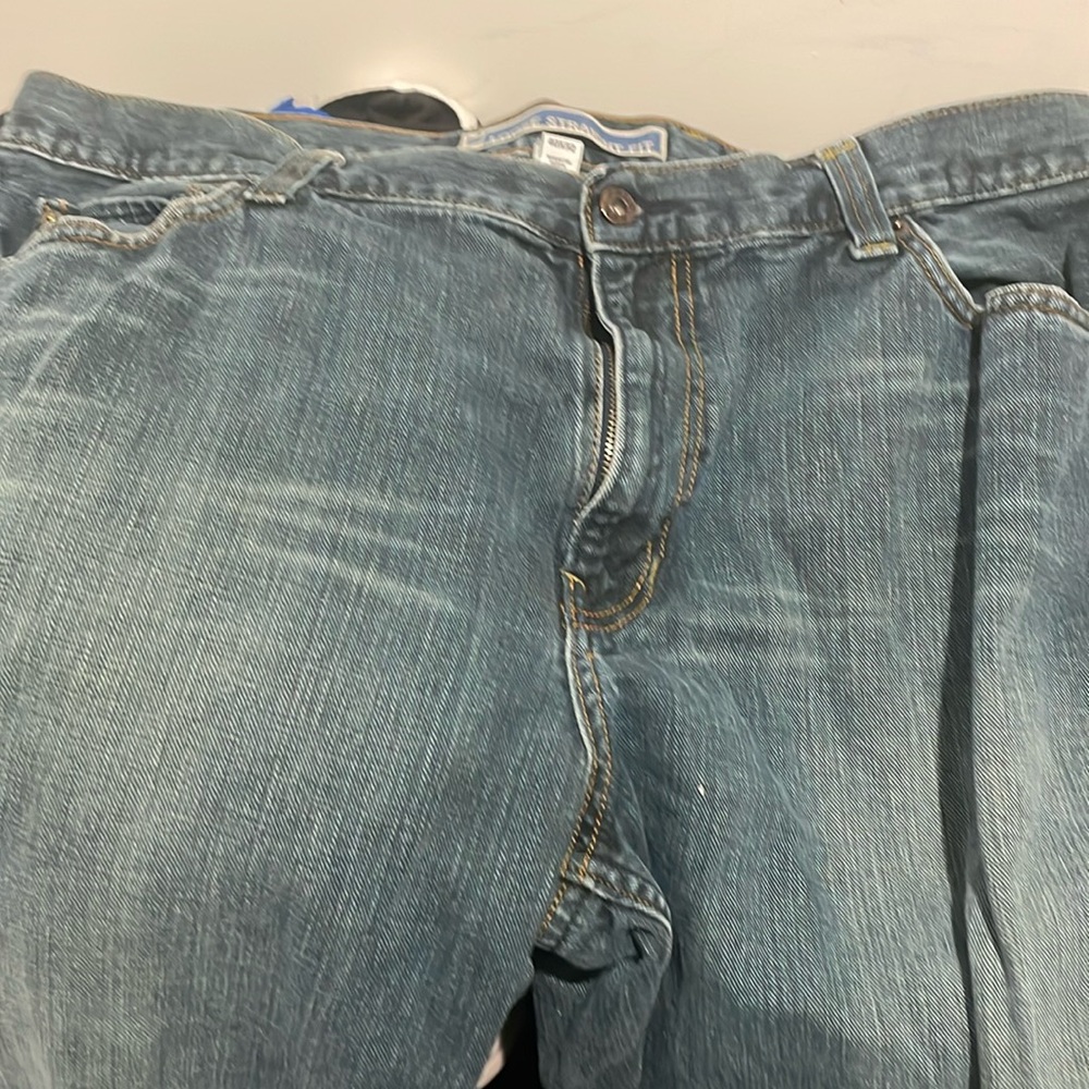 Gap Blue Jeans size 40 x 32 Loose Straight Fit